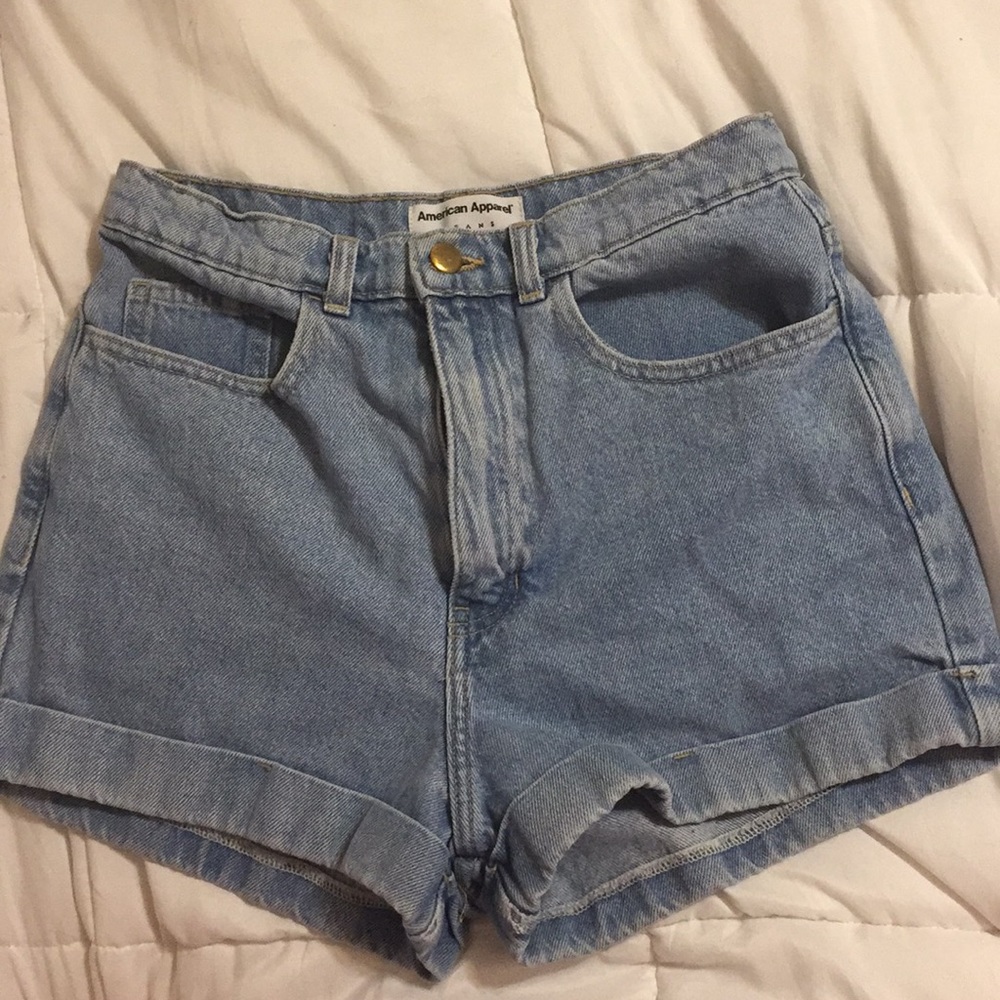 Highwaisted American apparel jean shorts